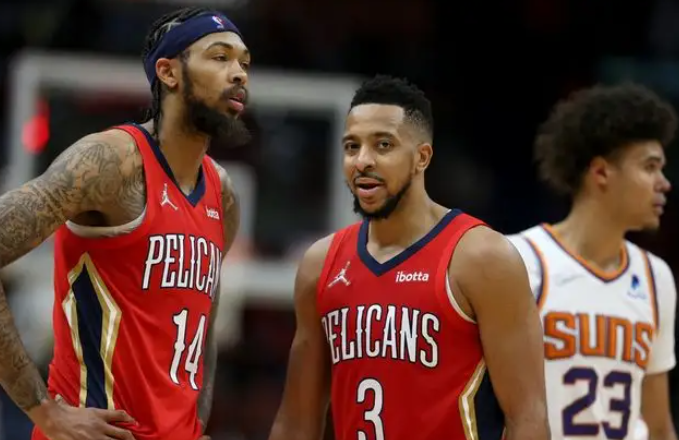  鹈鹕莺歌拉姆因伤缺阵，CJ麦科勒姆独自带队取胜