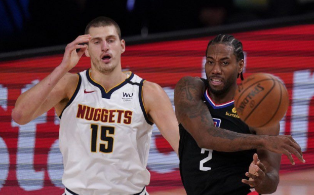  掘金卫冕冠军之路遇挫，约基奇伤停至少三周影响战绩  