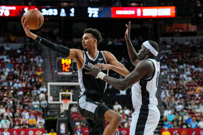 haobosports- 文班亚马新秀赛季场均20加10锁定最佳新秀