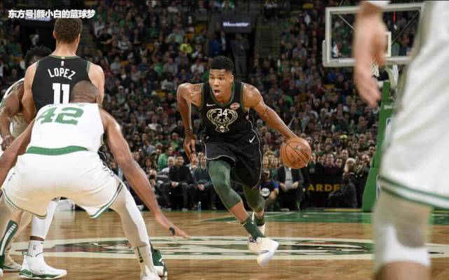 好博体育- 雄鹿,字母哥,狂砍,四十五分,篮板,助攻,双二十,数据  