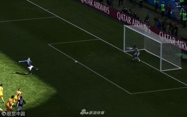  法兰克福队长公开呼吁加强VAR技术应用，引发热议  